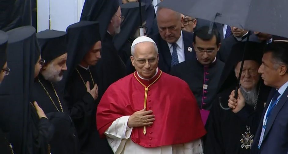 Papa 14. Leo, Fener Rum Patrikhanesi’ne geldi