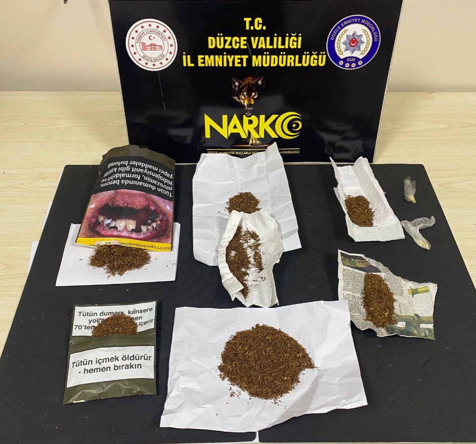 Düzce kent merkezinde uyuşturucu operasyonu