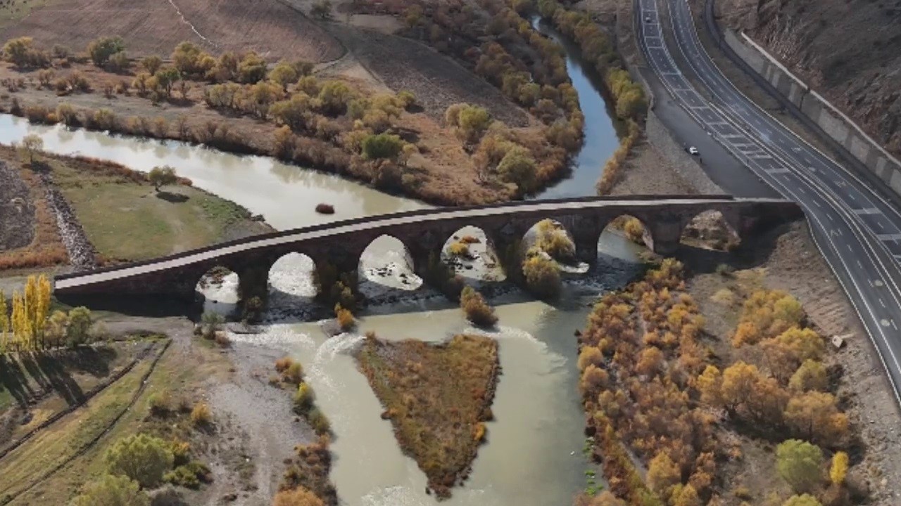 Erzurum’un en büyük mahallesi: Yağan Mahallesi ve Yağan Baba türbesi ilgi odağı oluyor