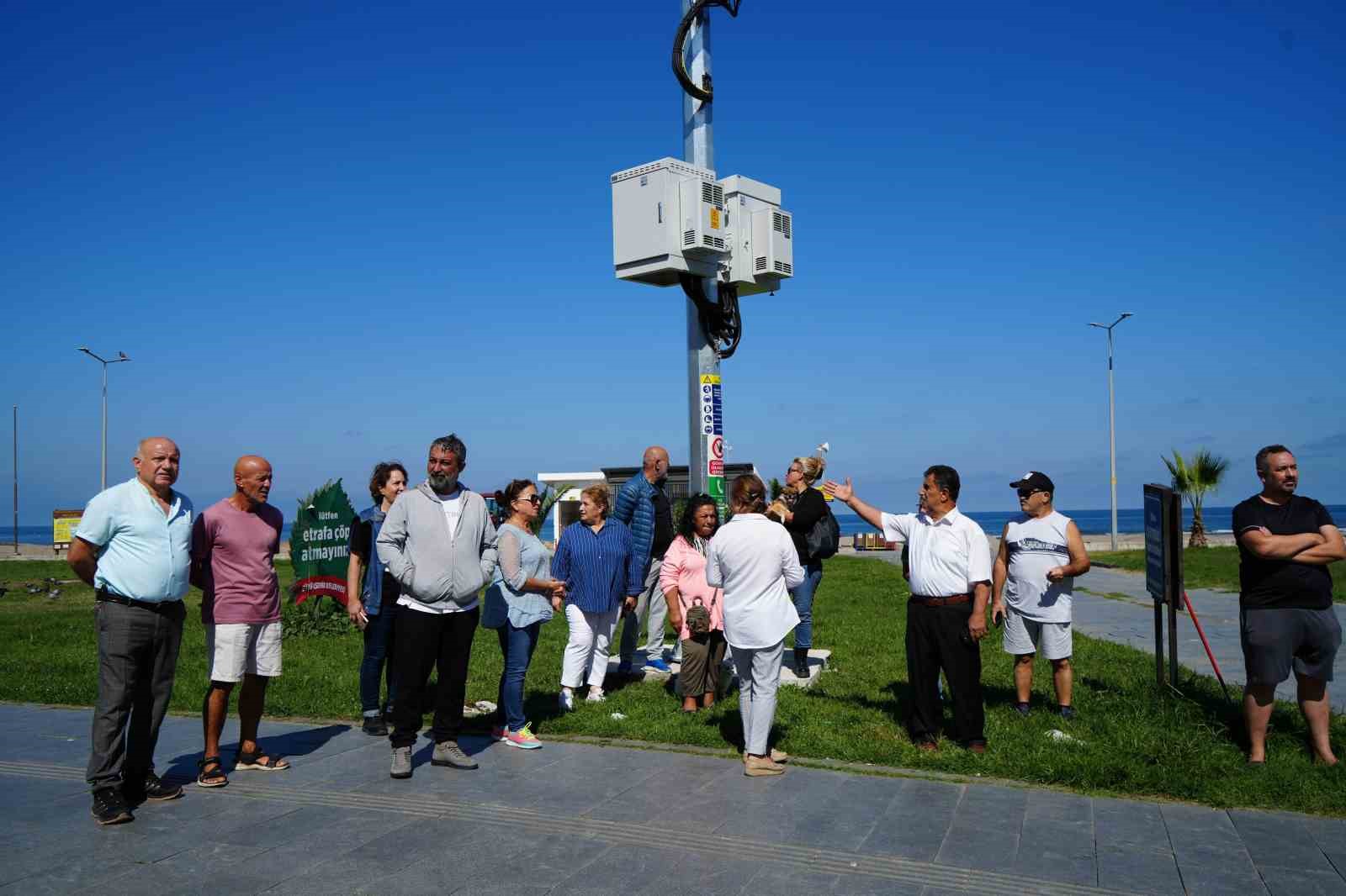 Mahalleli tepkisi sonuç verdi: Baz istasyonu kaldırıldı