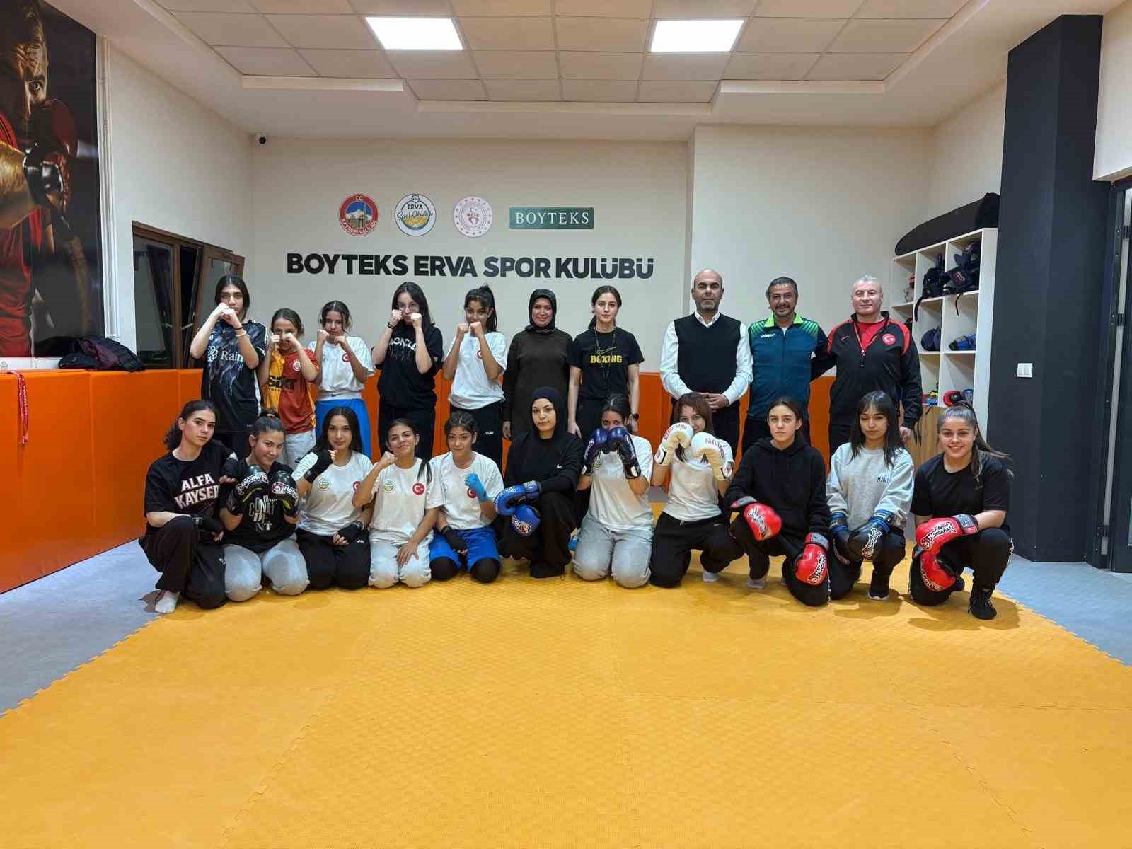 ERVA sporcularına değerler eğitimi
