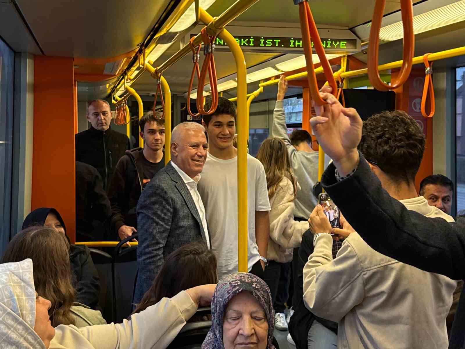 Başkan Bozbey’den çağrı "Haydi Bursa, geleceğine ve yeşiline sahip çık"
