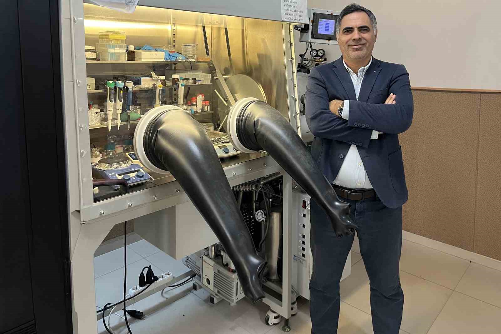 KMÜ’lü akademisyene "Çevre ve Enerji Uygulamaları" kategorisinde birincilik ödülü