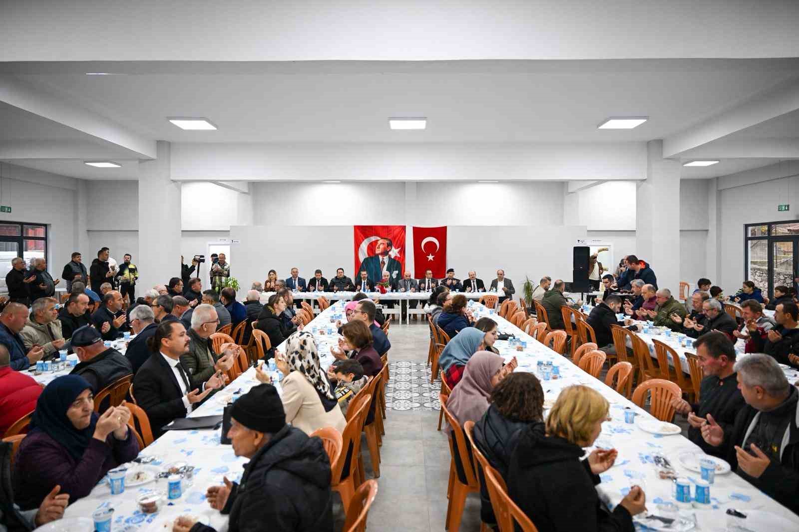 Tozaklı köyü düğün salonu törenle açıldı