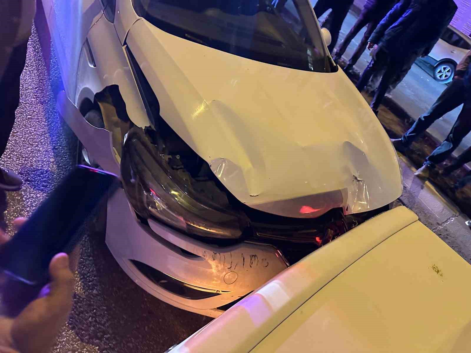 Mardin’de maddi hasarlı trafik kazası