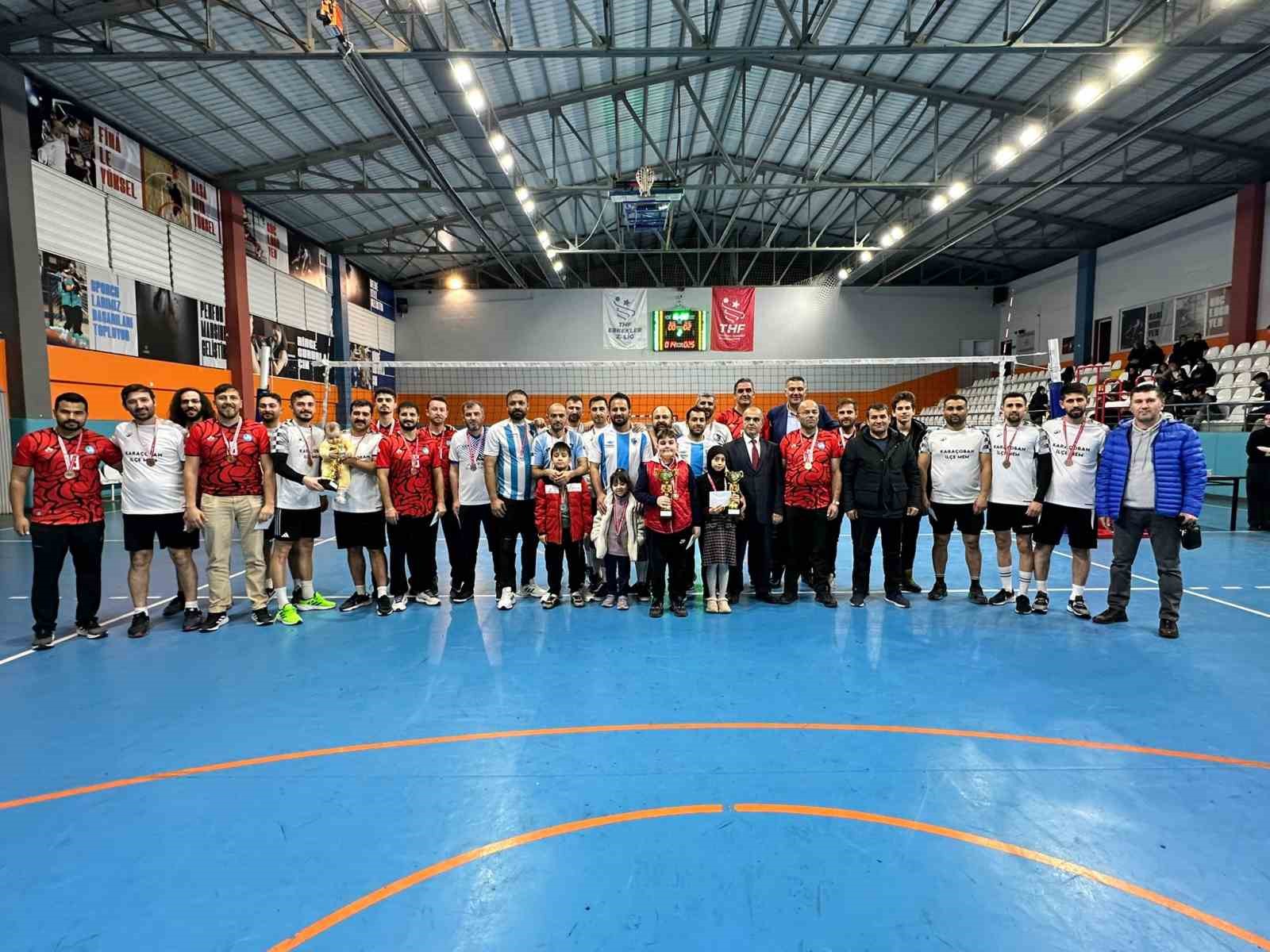 Voleybolda şampiyon Aşkale