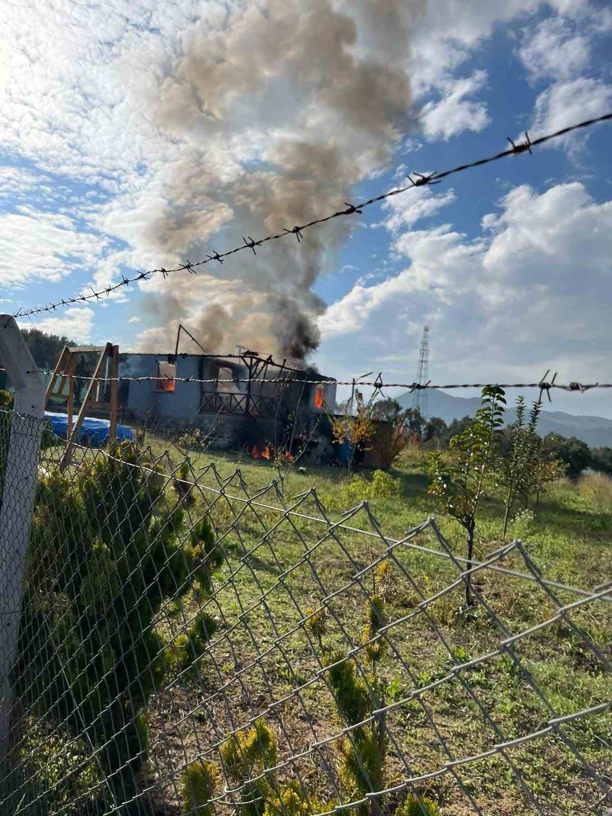 Bağ evinde korkutan yangın