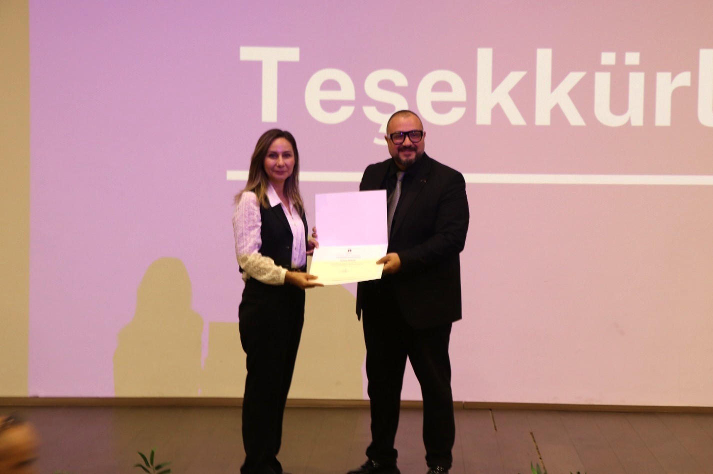 Kamps Mersin ve Garaj Mersin projeleri rencilere tantld
