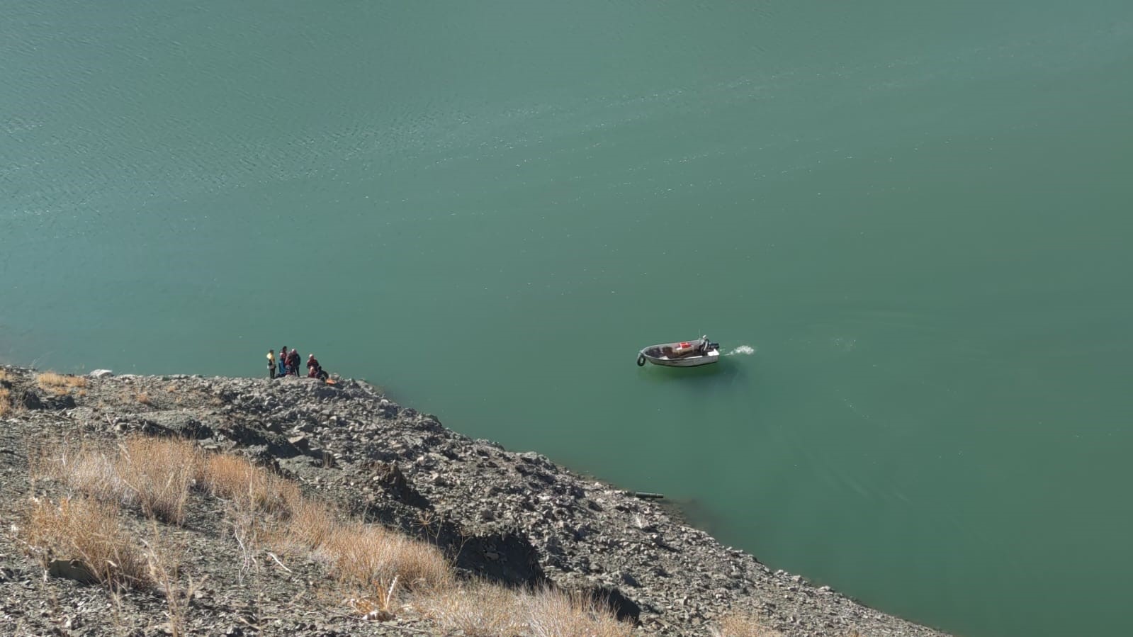 Zernek Barajı’na araç uçtu, arama kurtarma çalışmaları başlatıldı