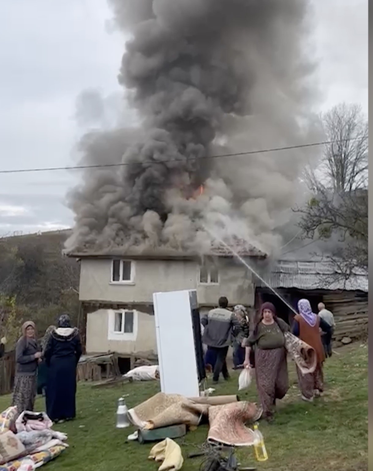Kastamonu’da çıkan ev yangını söndürüldü