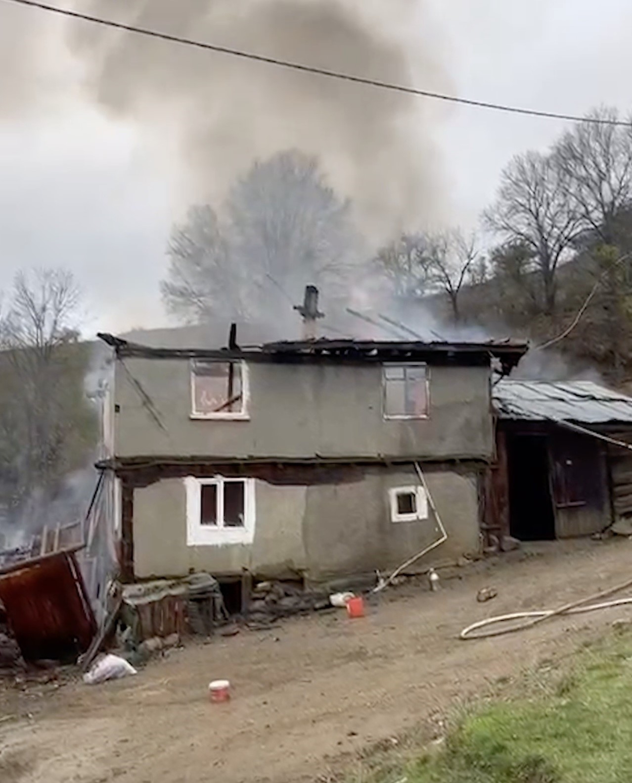 Kastamonu’da çıkan ev yangını söndürüldü
