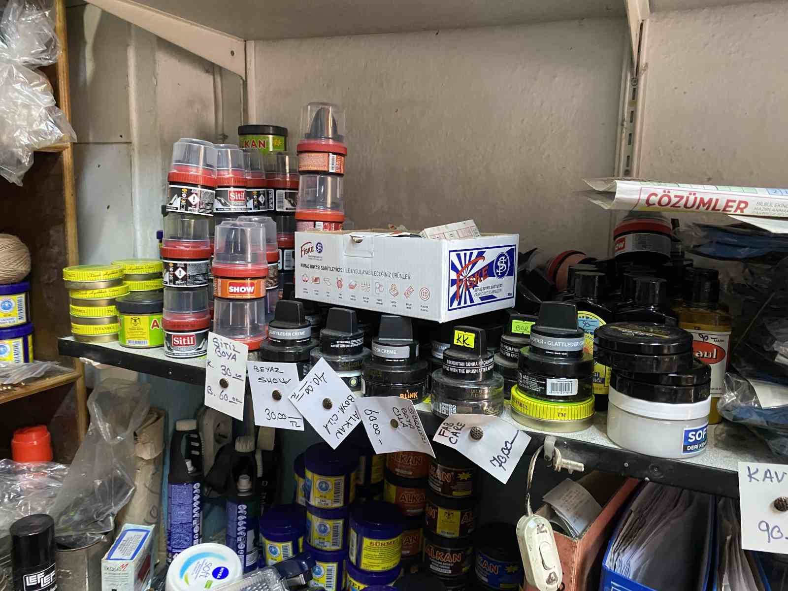 Havaların soğumasıyla birlikte ayakkabı tercihleri değişmeye başladı
