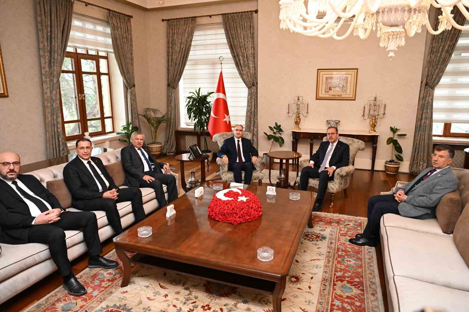 Kasapoğlu: "Bu komisyon bir masabaşı komisyonu değil"
