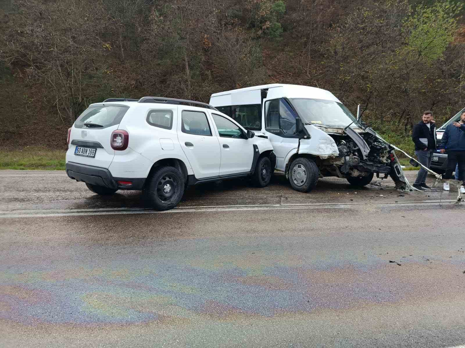 Tokat’ta zincirleme kaza: 9 yaralı