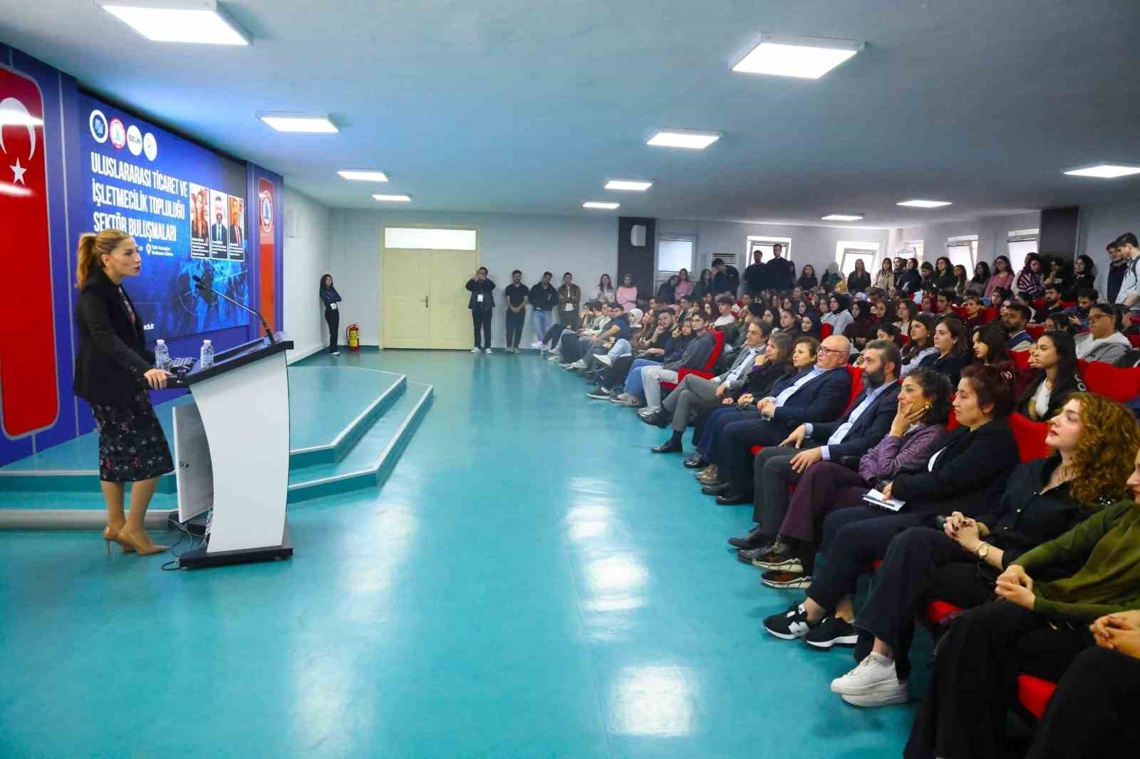 BEUN&rsquo;da SPK uzmanları &ouml;ğrencilerle buluştu
