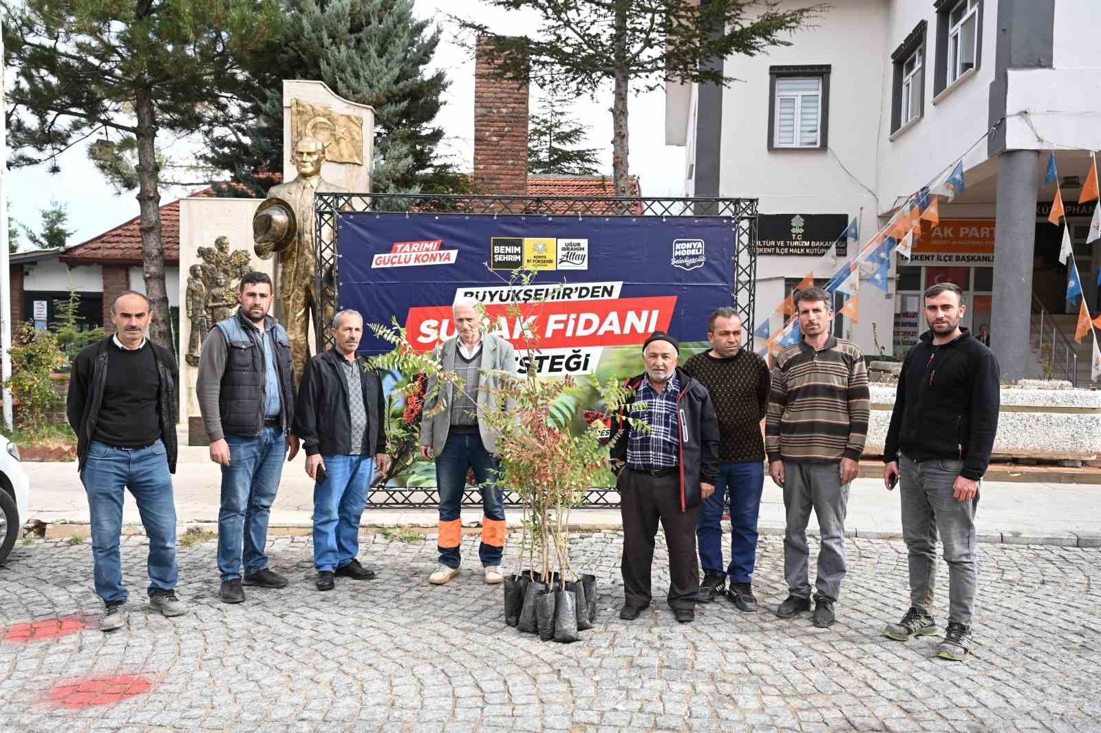 Konya Büyükşehir’den üreticiye sumak fidanı desteği