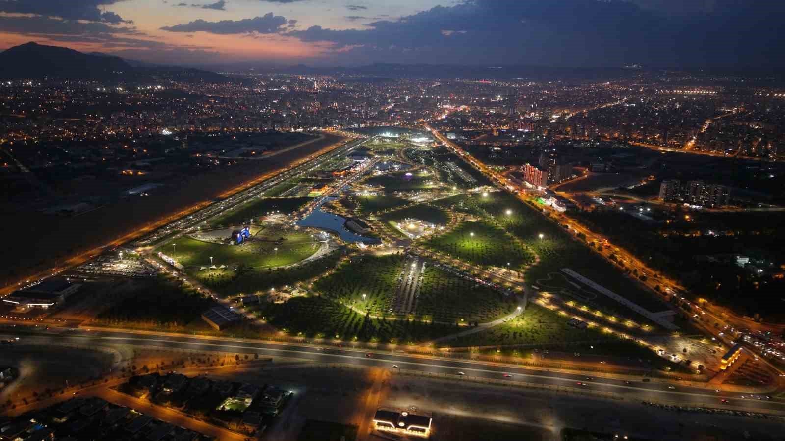 Recep Tayyip Erdoğan Millet Bahçesi, etkinlik üssü oldu