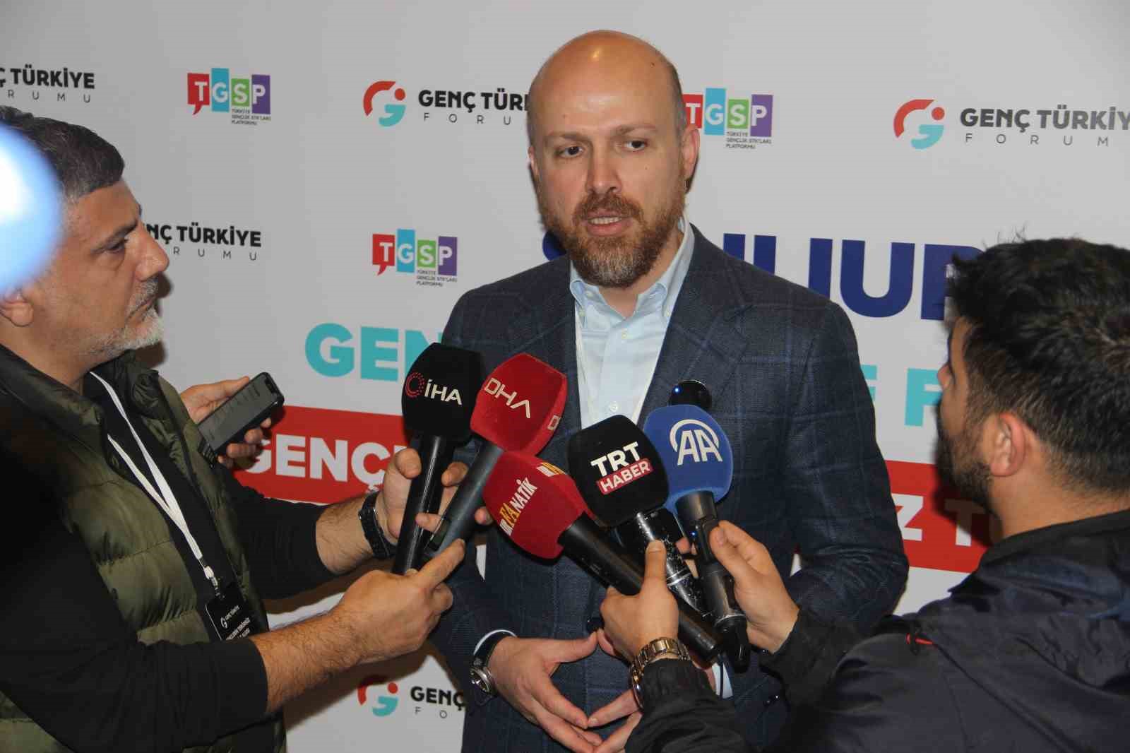 AK Parti Sözcüsü Ömer Çelik ve Bilal Erdoğan Şanlıurfa’da gençlerle buluştu