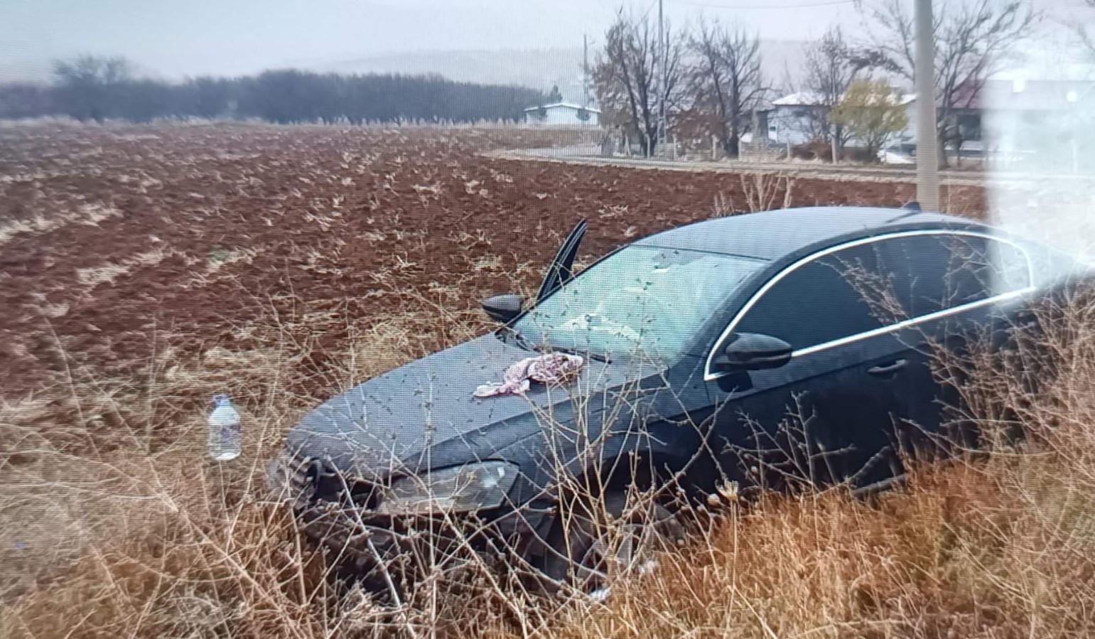Malatya’da kontrolden çıkan otomobil tarlaya girdi: 4 yaralı