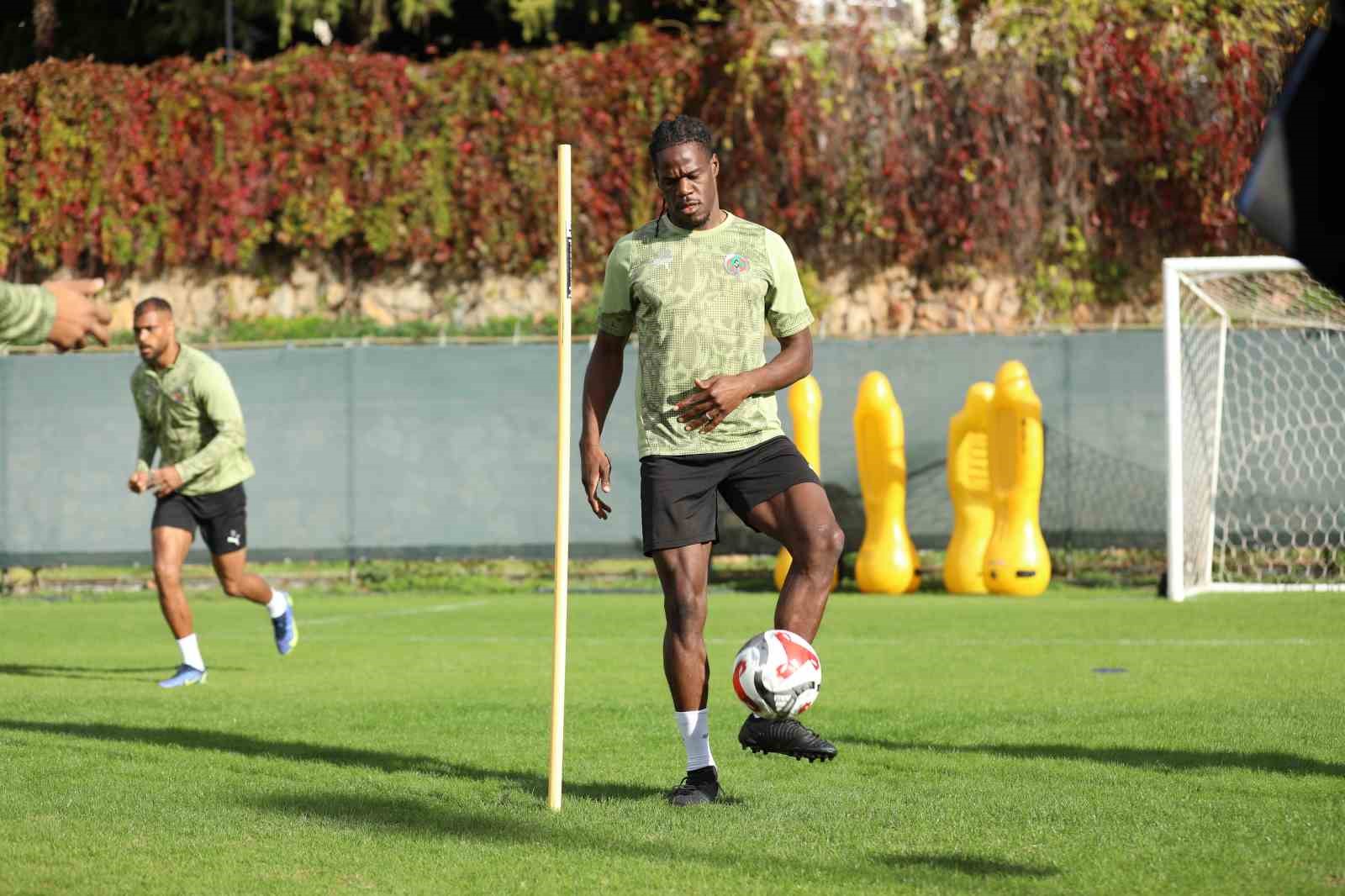 Alanyaspor, Samsunspor maçı hazırlıklarını tamamladı