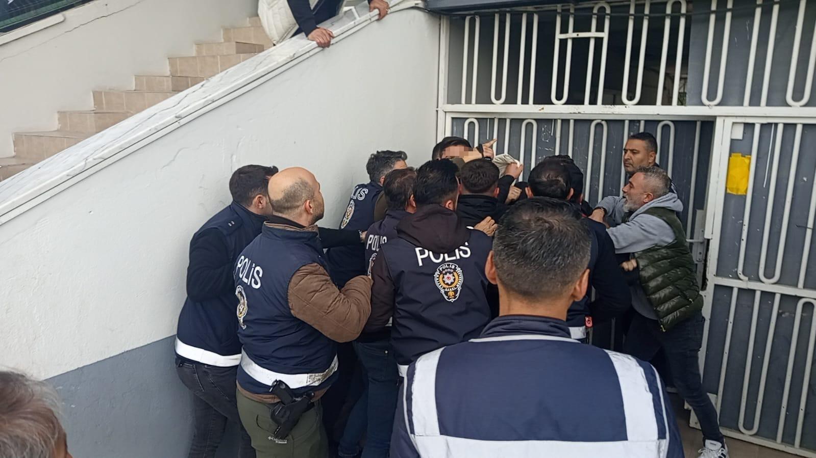 Amatör maçta arbede: 2 gözaltı
