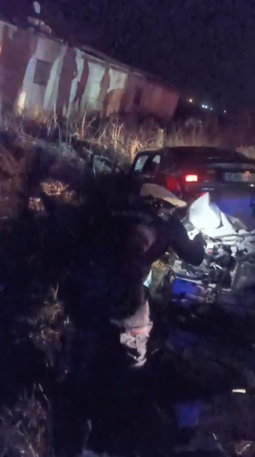 Şanlıurfa’da iki otomobil kafa kafaya çarpıştı: 1 ölü, 9 yaralı
