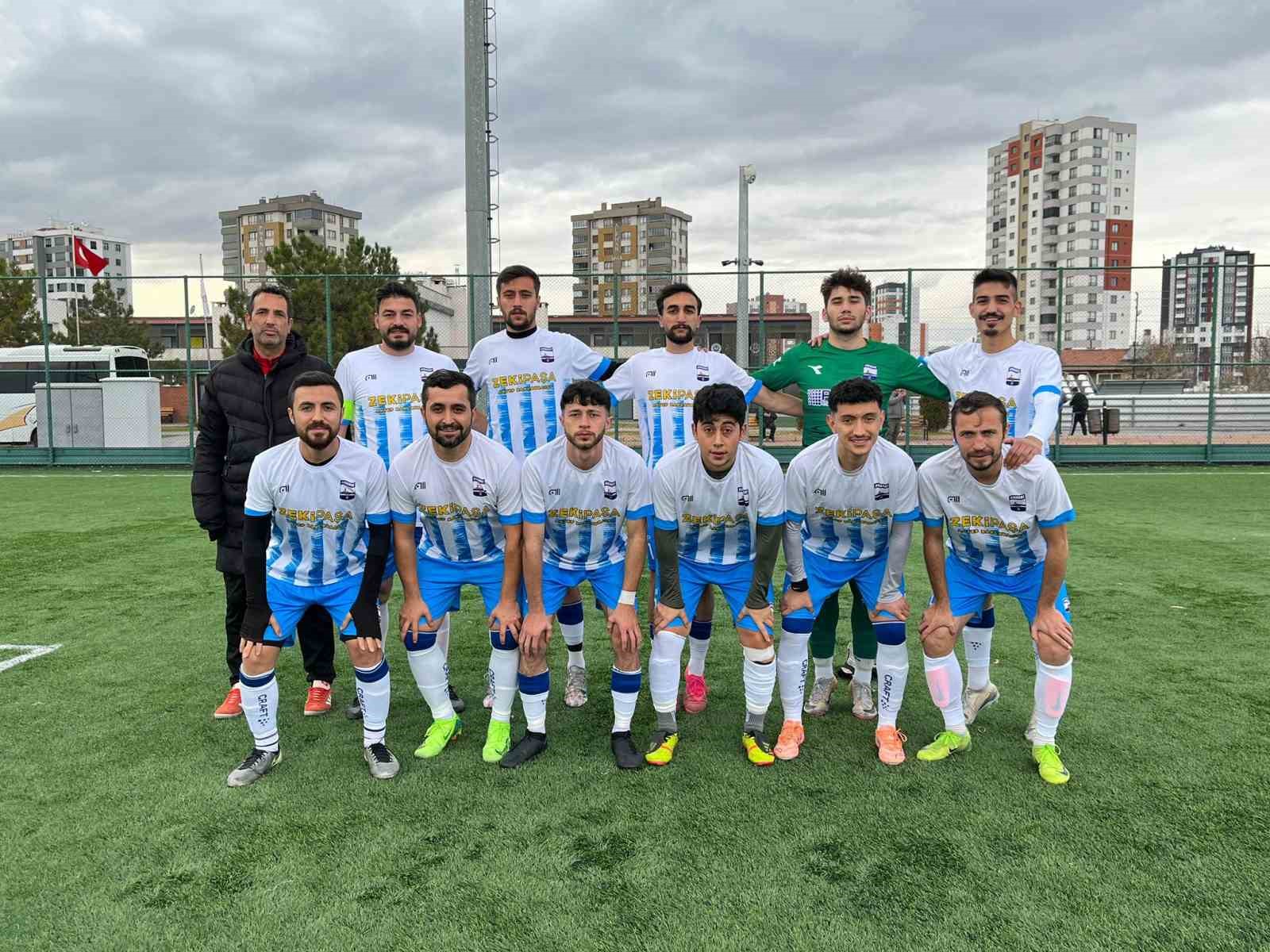 Amaratspor 3 puanı 7 golle aldı