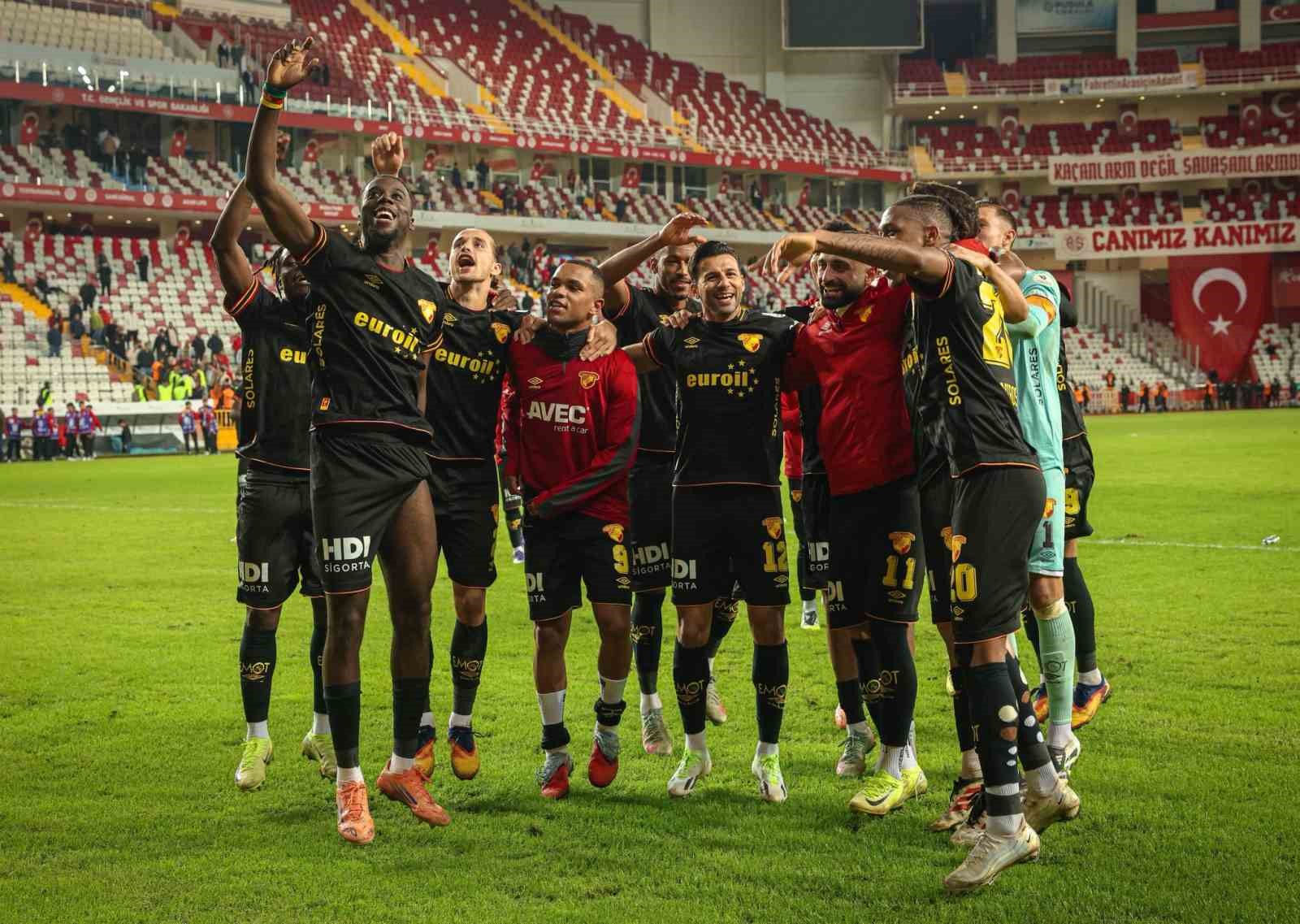 Göztepe deplasmanda kazanmaya devam ediyor