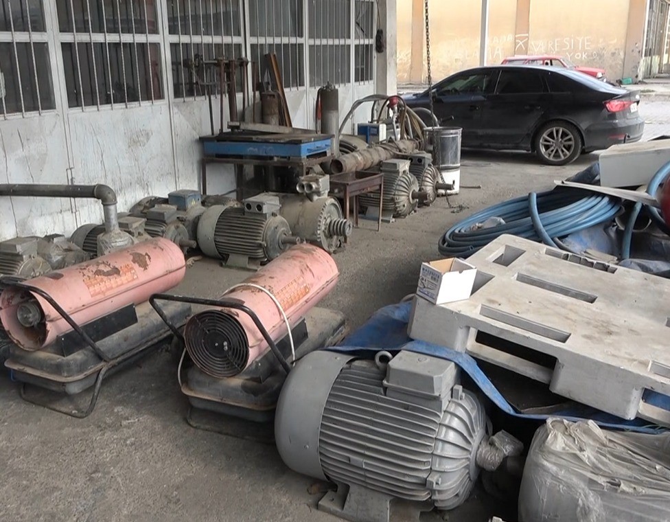 Bobinaj dükkanından 350 bin liralık hırsızlık