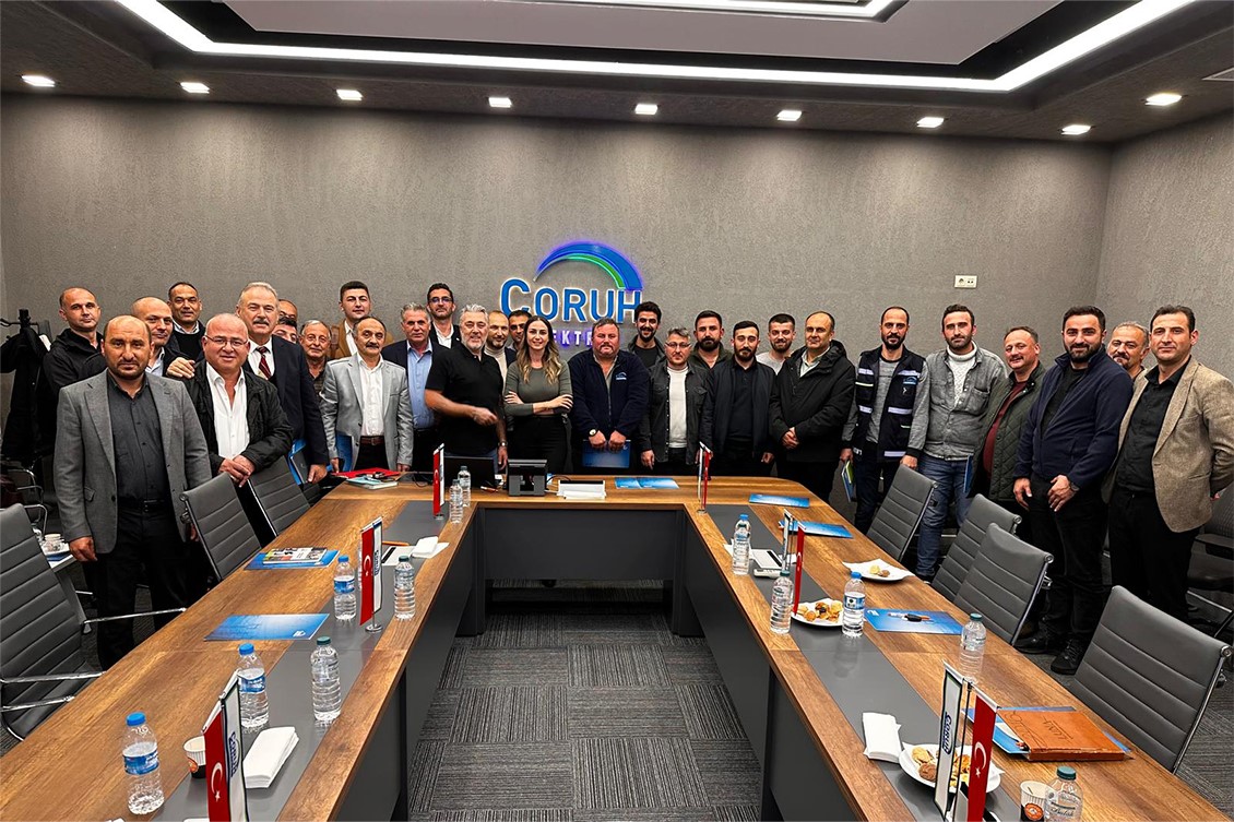 &Ccedil;oruh EDAŞ&rsquo;tan il&ccedil;e y&ouml;neticilerine etkili iletişim ve beden dili eğitimi
