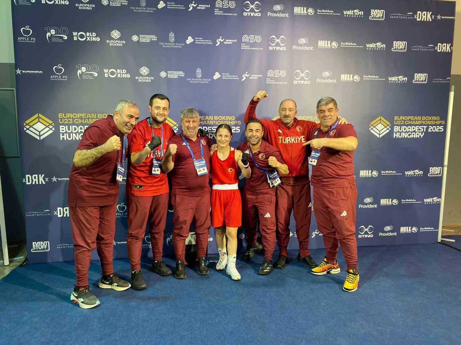 Cizreli milli boksör, Macaristan’da Avrupa şampiyonu oldu