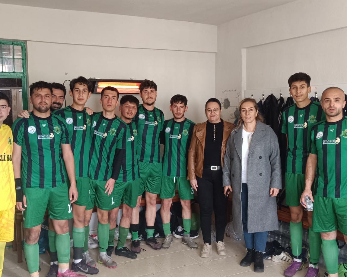 Çameli Belediyespor liderliği sürdürüyor