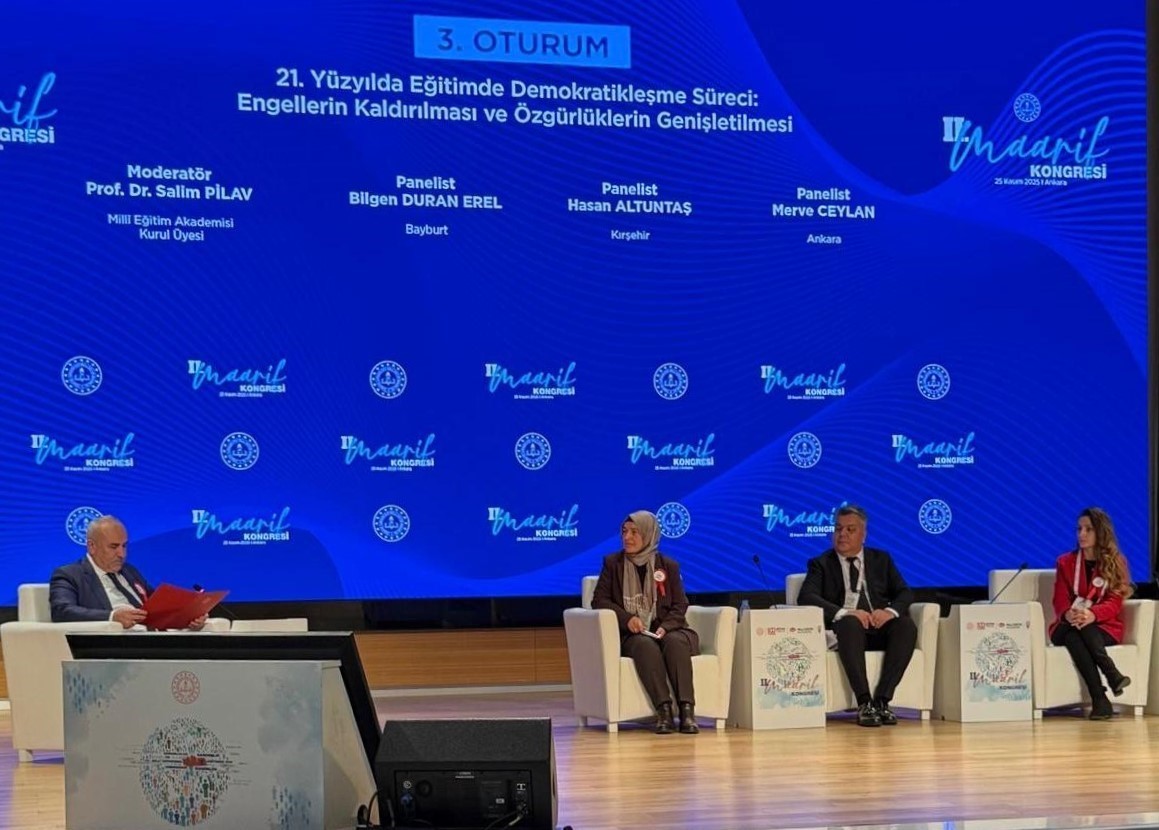 Sınıf öğretmeni Erel II. Maarif Kongresi’nde sunum yaptı