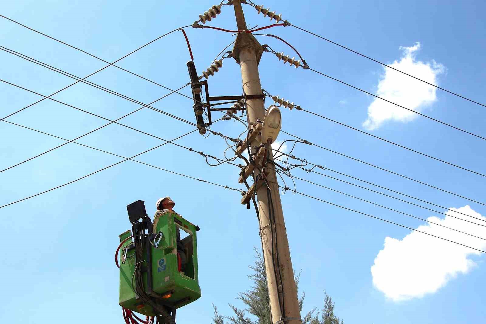 Şanlıurfa’da 2 bin 626 kaçak elektrik kullanan abone tespit edildi