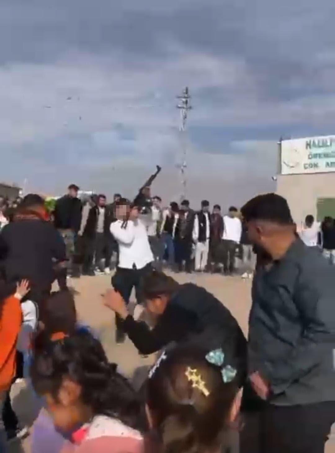 Şanlıurfa’da düğünde uzun namlulu silahla havaya ateş açtı

