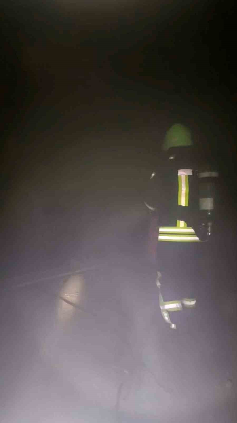 Siirt’te bir apartmanda çıkan yangın söndürüldü