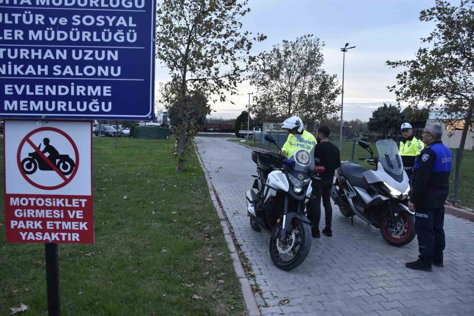 Karacabey Atatürk Kültür Parkı’na motosikletle giriş tamamen yasaklandı