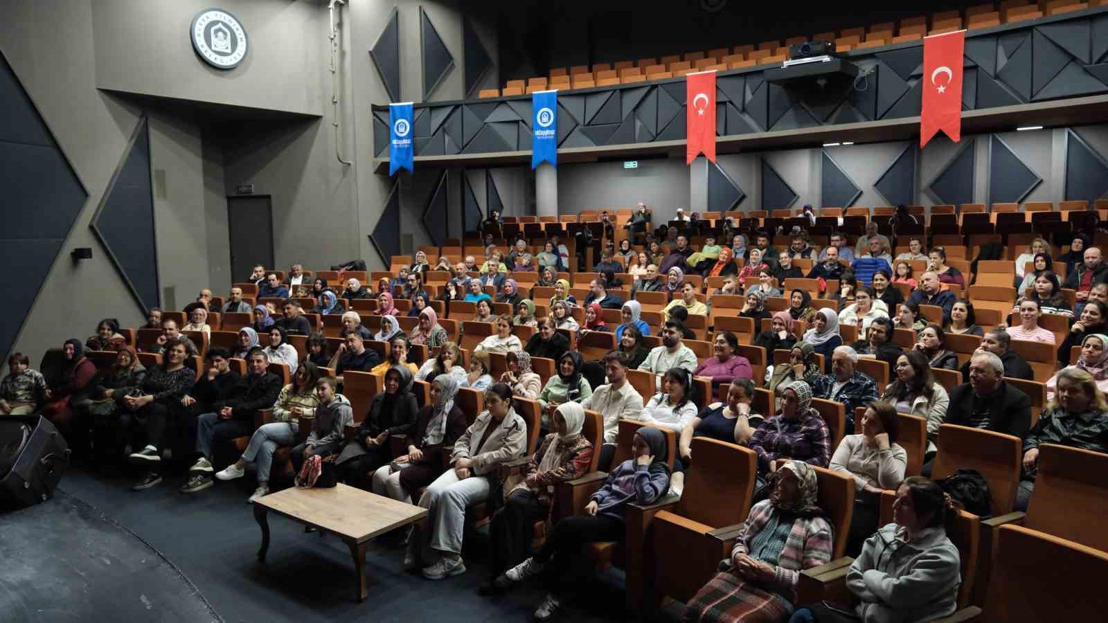 Yıldırım’da nostalji ve kahkaha dolu gece
