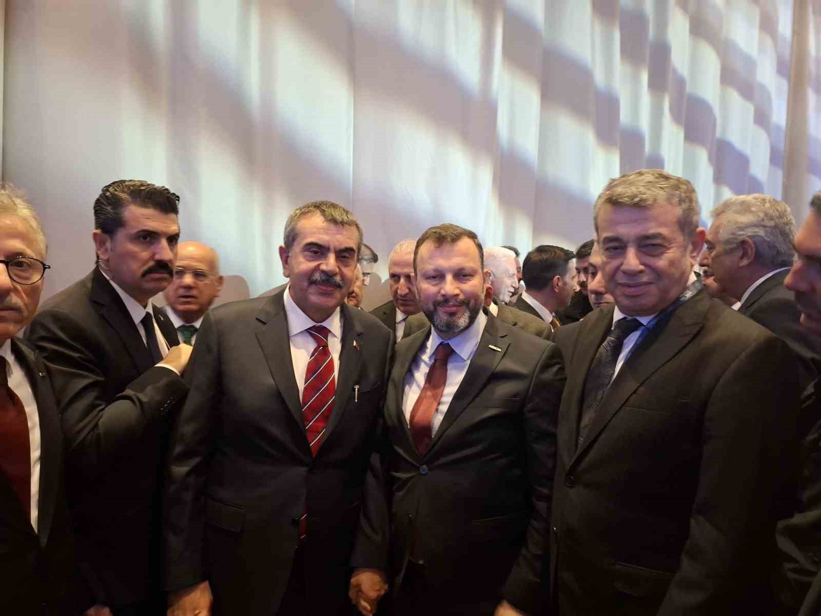 Başkan Künkcü, Mesleki Eğitim Zirvesi’ne katıldı