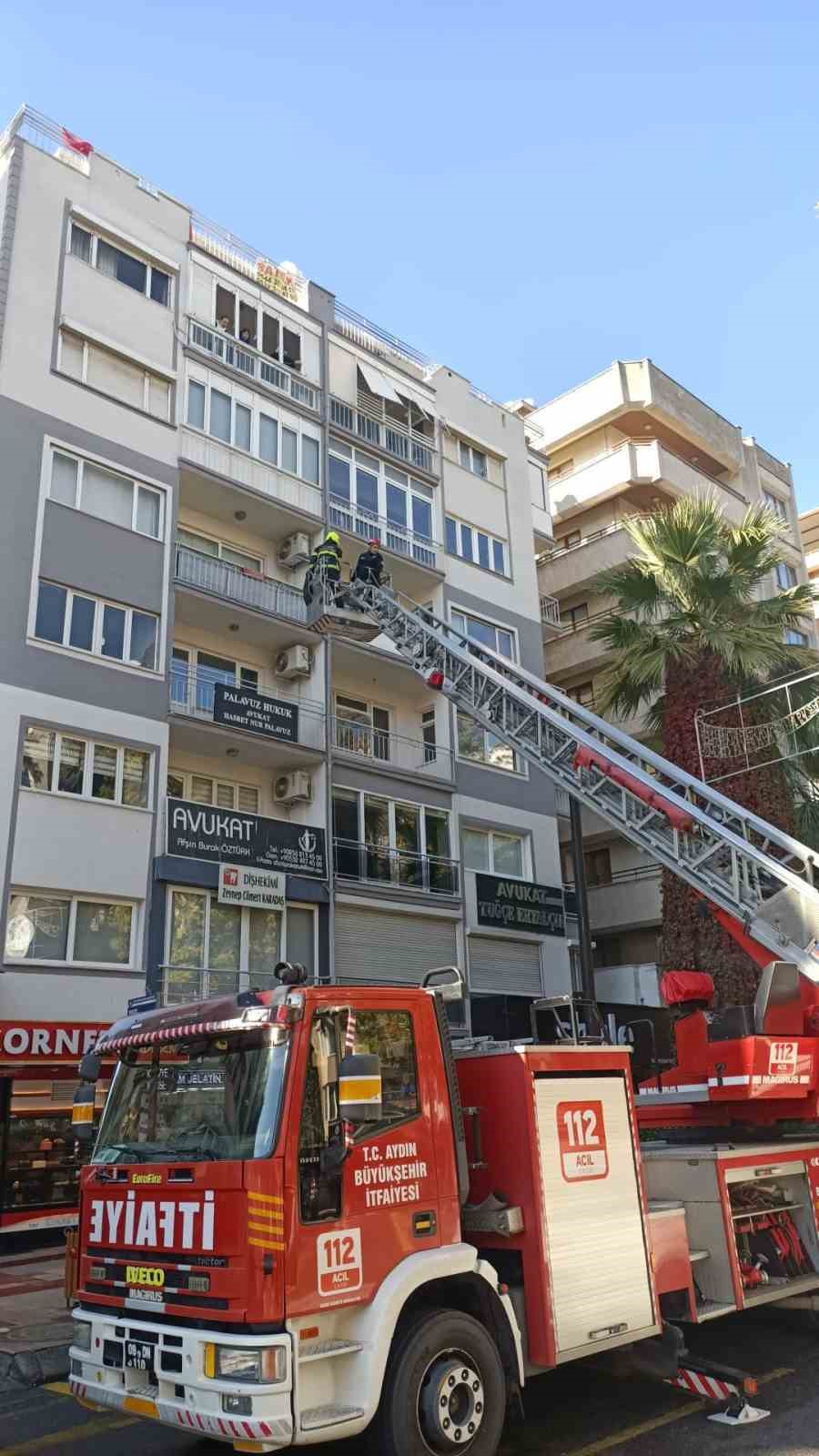 Evde düşen yaşlı kadın ekipleri harekete geçirdi
