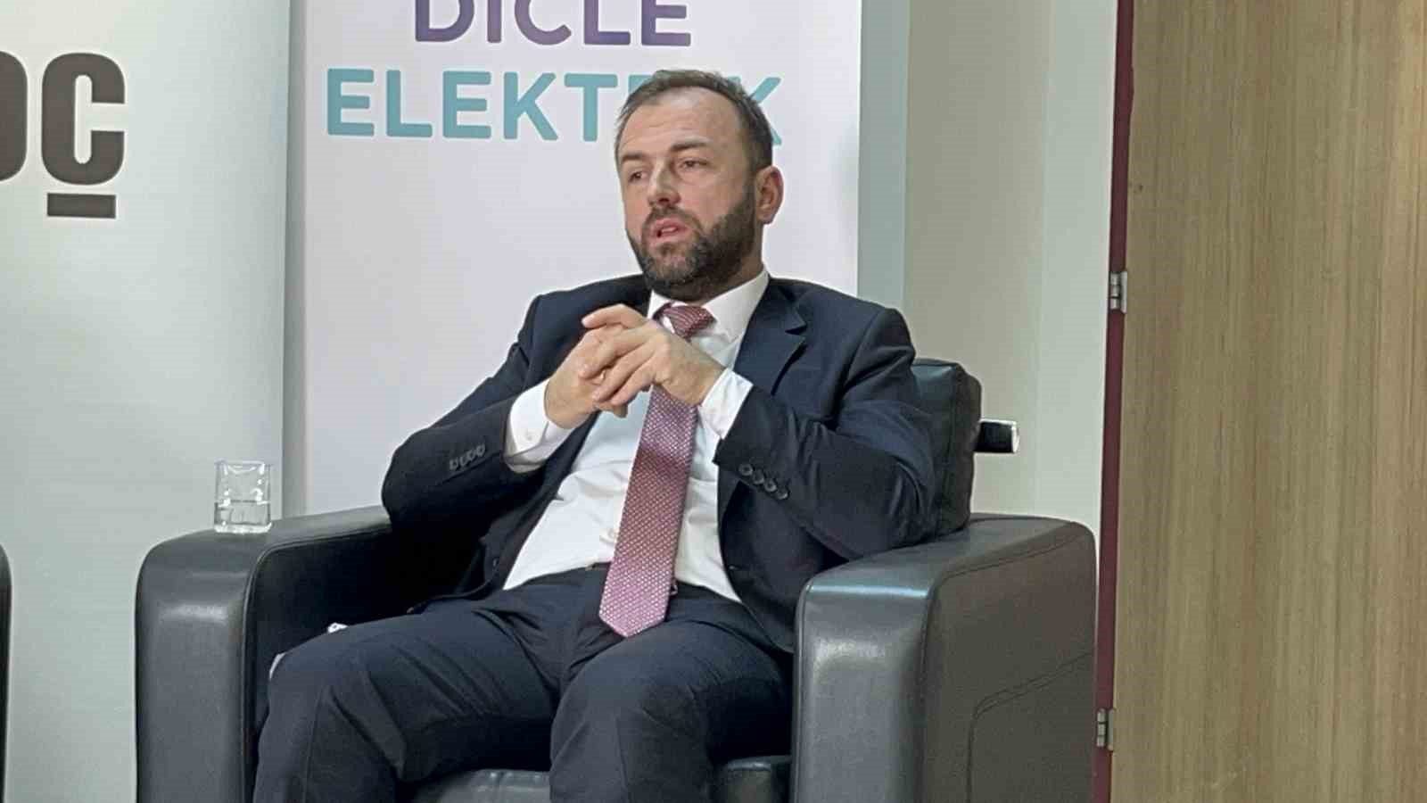 Batman Üniversitesi 5. Enerji Zirvesi düzenlendi: "Türkiye nadir elementlerde kazdıkça buluyor"