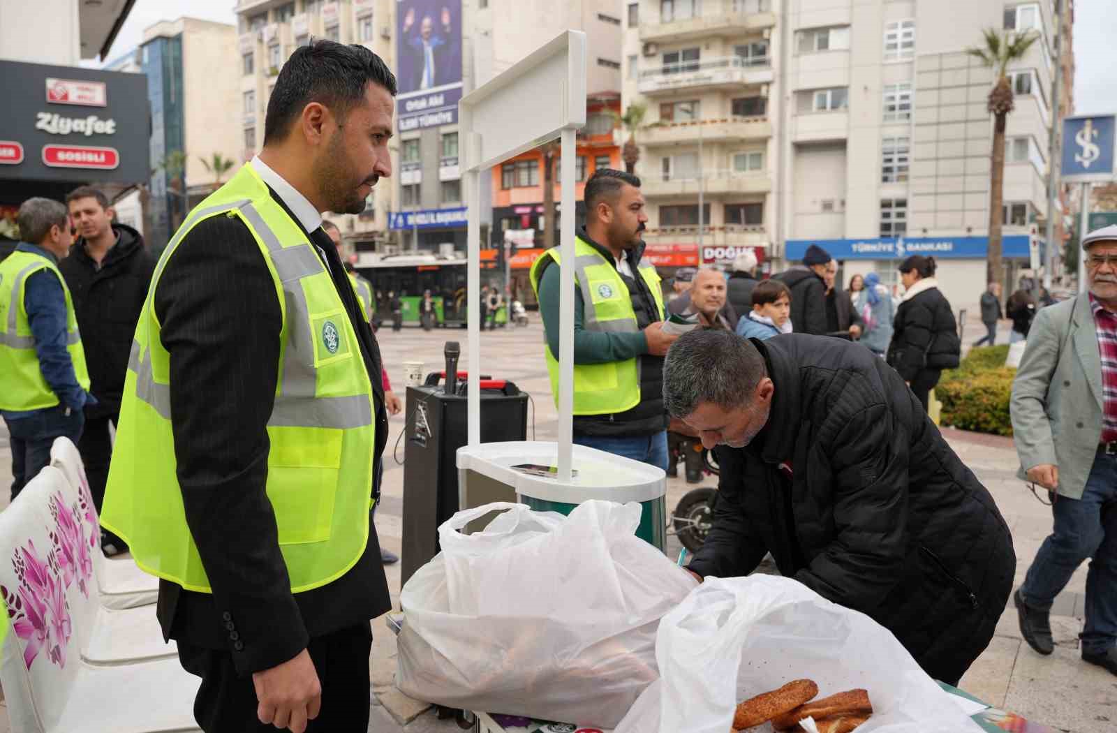 Denizli’de işçilerin hakları ve iş yerlerinde yaşadıkları sorunlara dikkat çekildi