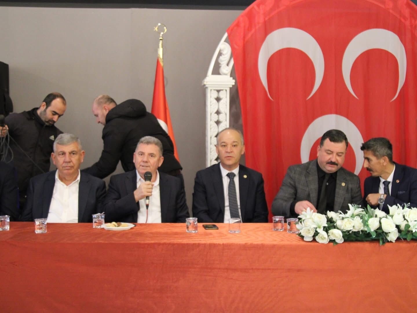 Gönen Çayı’ndaki kirlilik tartışması MHP toplantısına damga vurdu