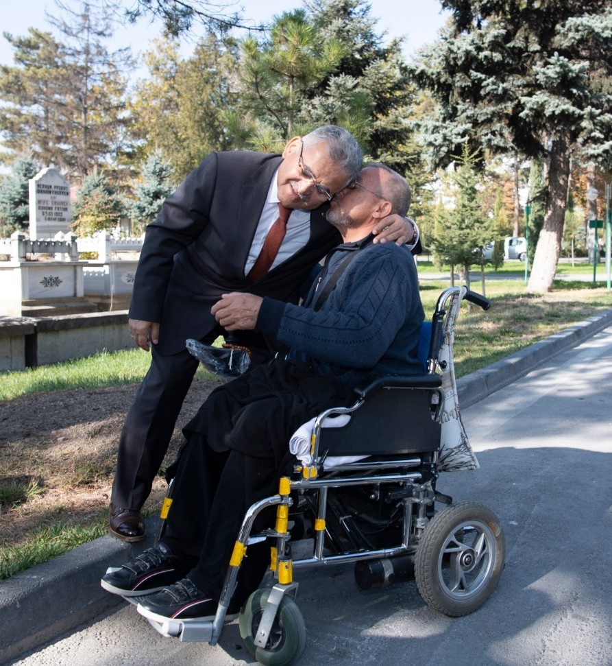 Başkan B&uuml;y&uuml;kkılı&ccedil;&rsquo;tan 15 bin 847 engelli vatandaşa su faturalarında y&uuml;zde 50 indirim
