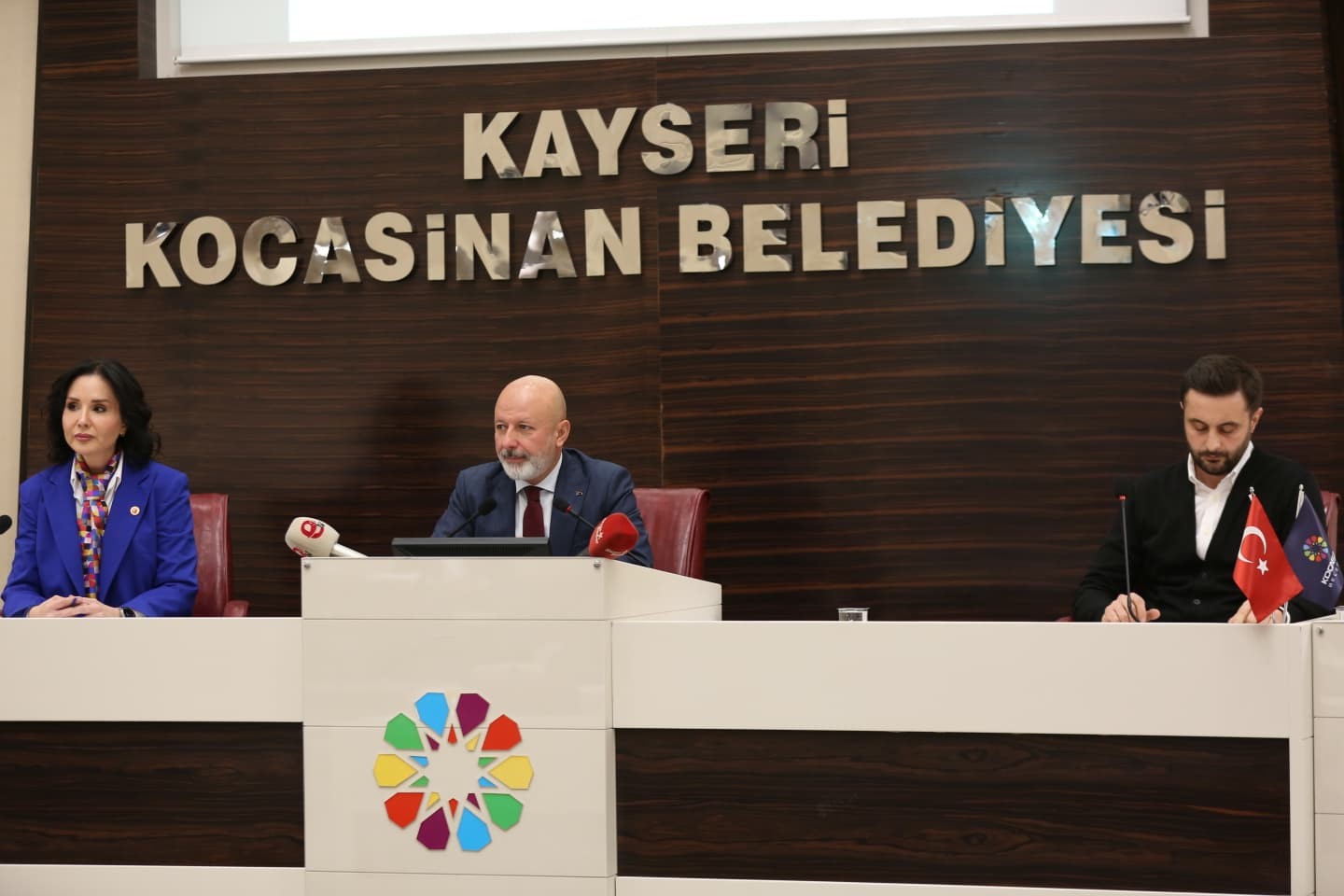 Başkan &Ccedil;olakbayrakdar&rsquo;dan &ouml;ğrencilere ve ailelere b&uuml;y&uuml;k m&uuml;jde
