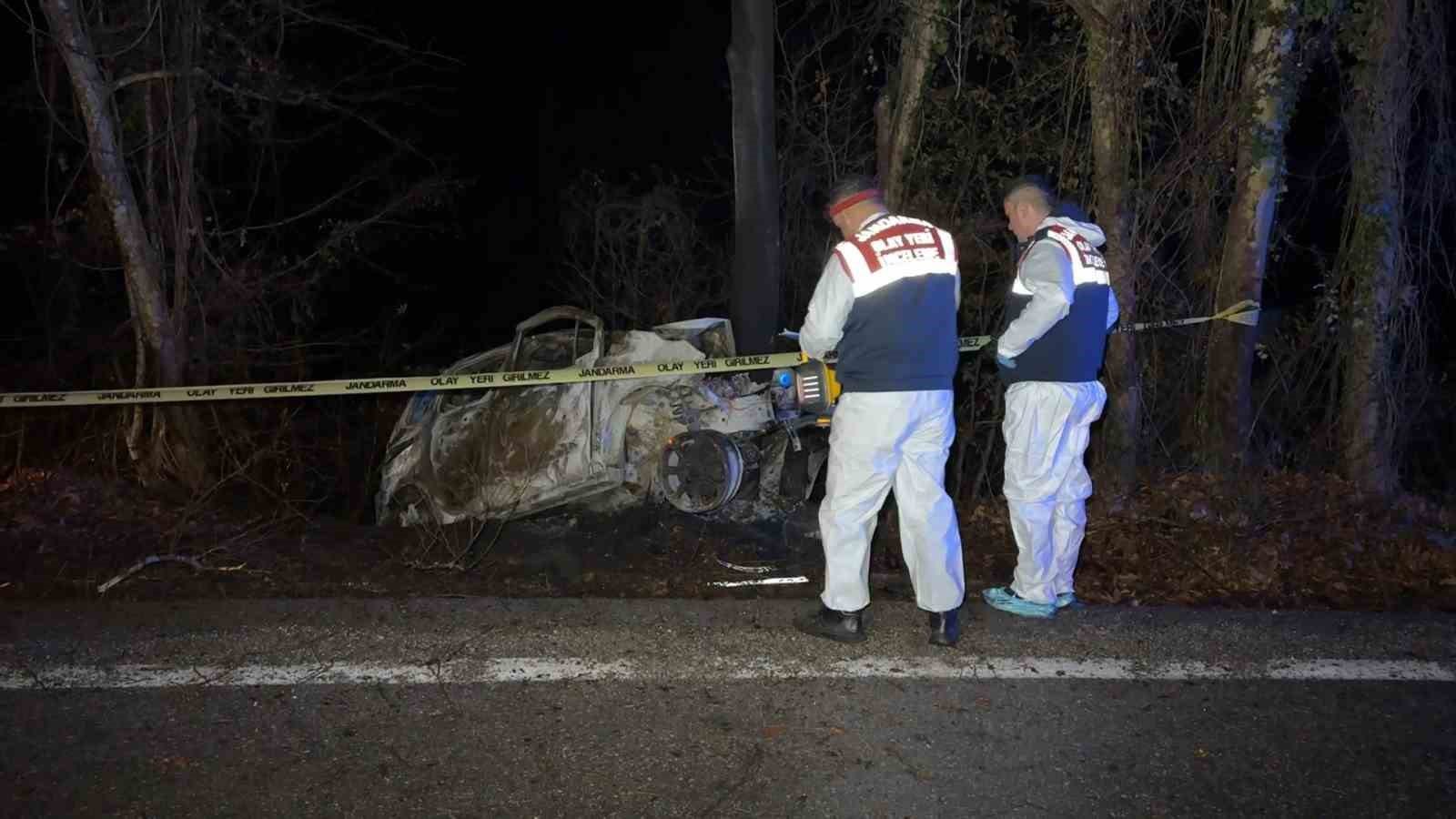Safranbolu’da feci kaza: Sürücü araçta yanarak hayatını kaybetti