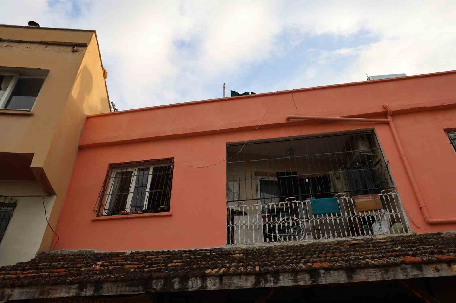 Boynuna batan tel engelli bıraktı, 24 yıldır mutluluk hayalleri kuruyor
