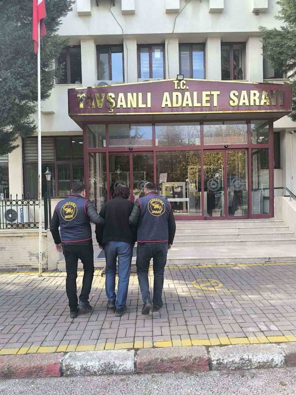 Kütahya’da çeşitli suçlardan aranan 115 şahıs yakalandı