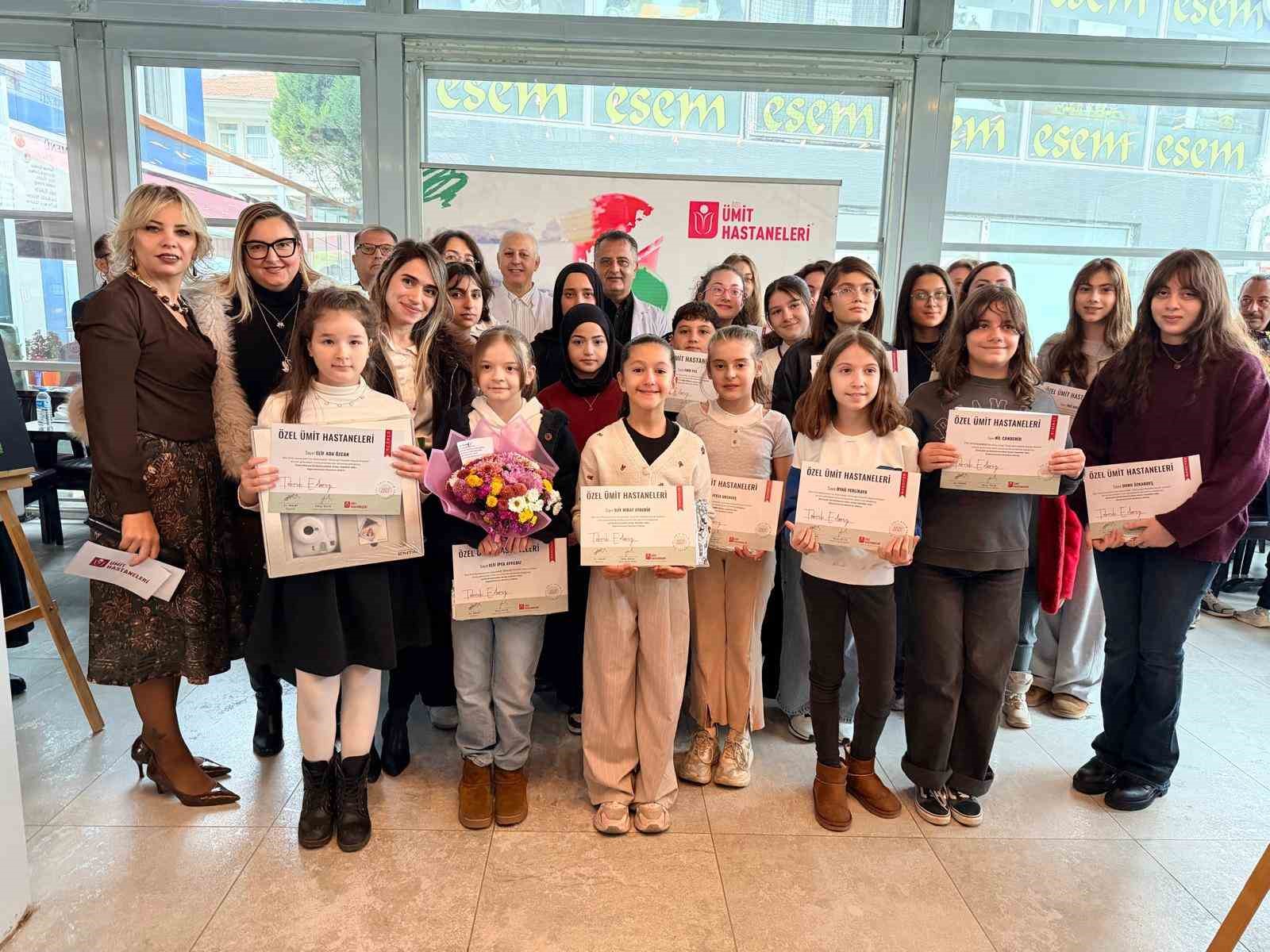 Çocuklar geleceğin robotik hayvanlarını resimledi