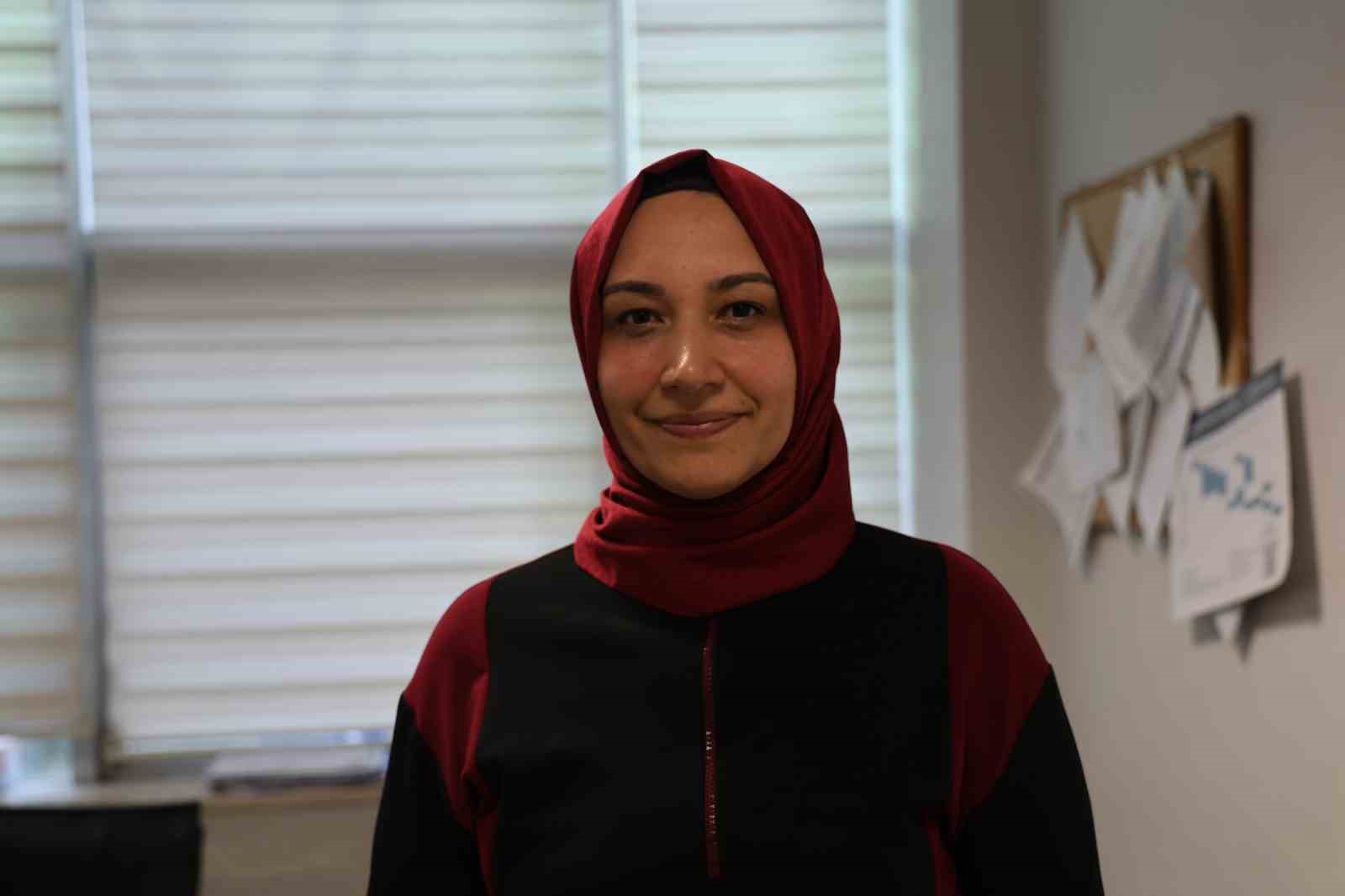 Halk sağlığı uzmanı Dr. Andan: "HIV enfeksiyonu gündelik temaslarla bulaşmamaktadır"
